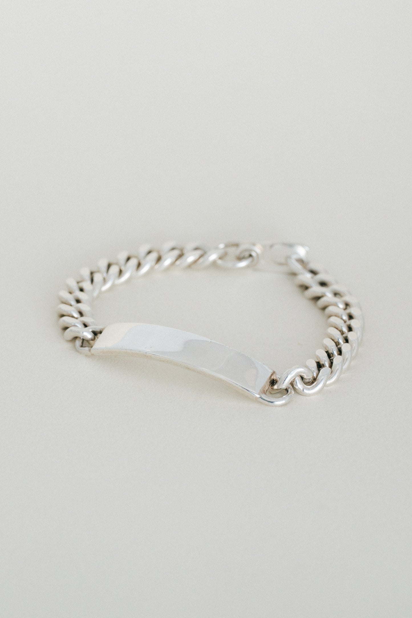 Hook Clasp ID Bracelet (Belgium)