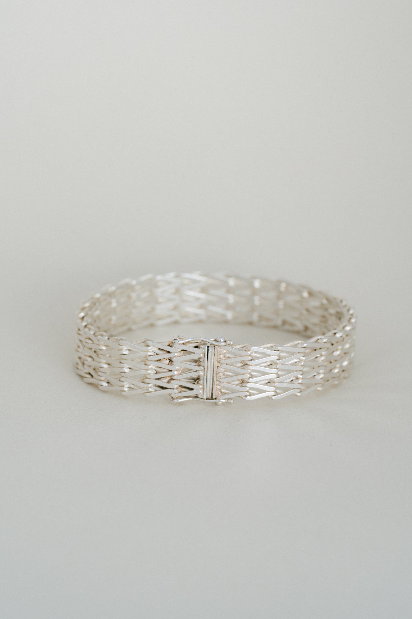 AUREA｜Woven Link Bracelet (Germany)