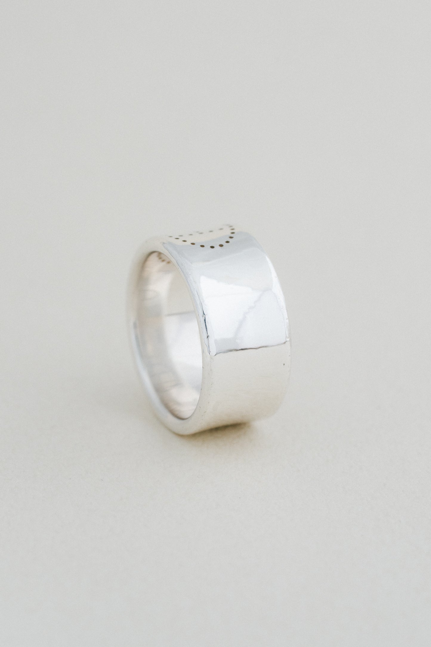 HERMÈS｜Eclipse Ruban Ring
