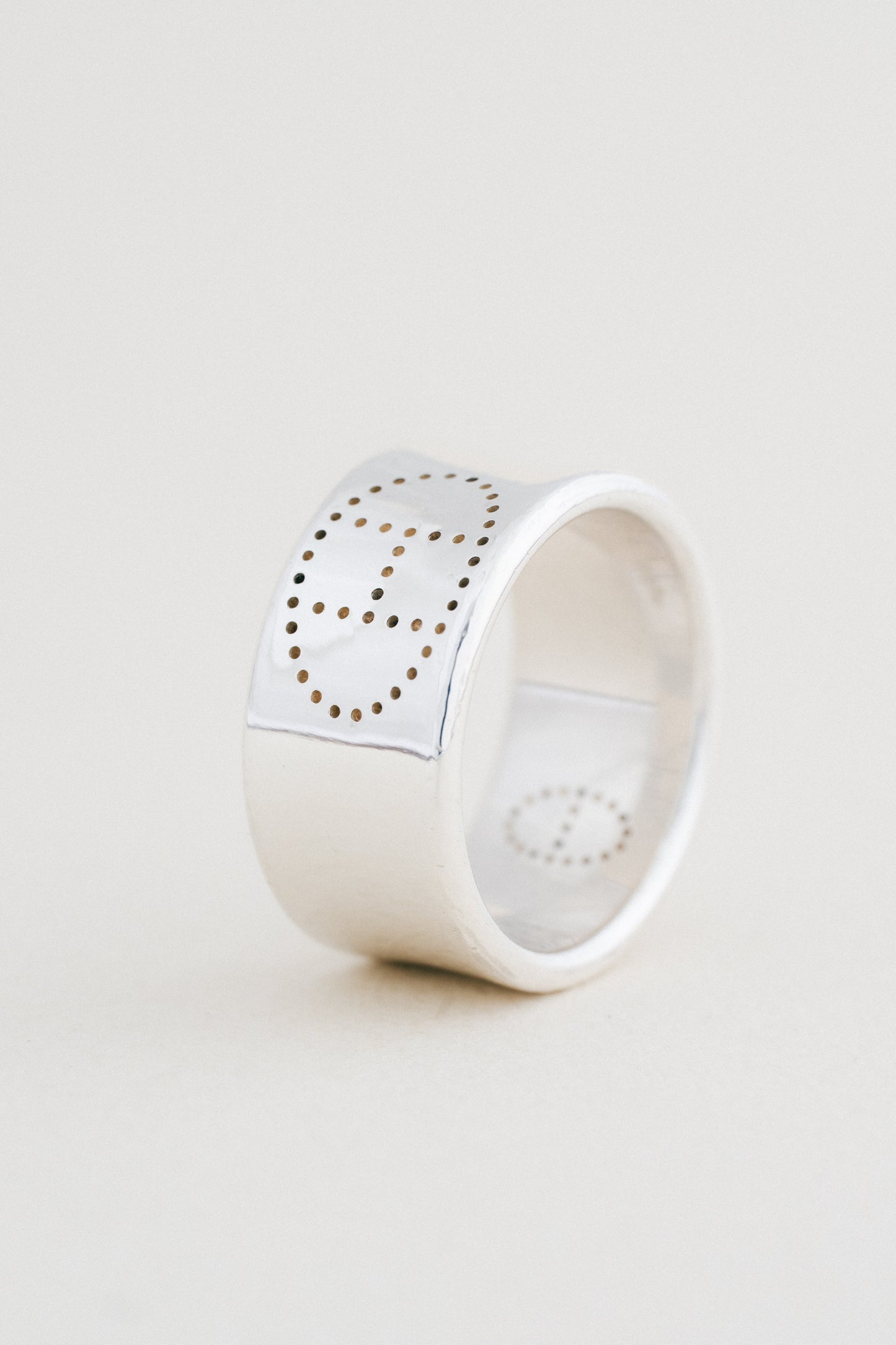 HERMÈS｜Eclipse Ruban Ring