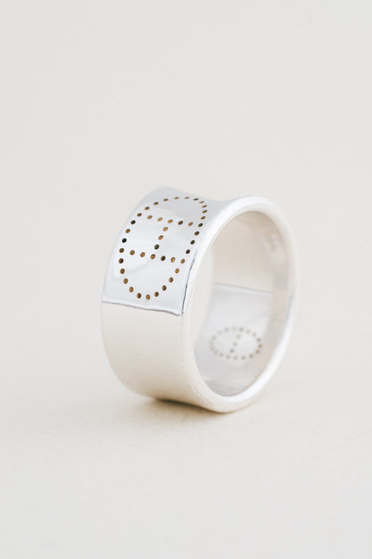 HERMÈS｜Eclipse Ruban Ring