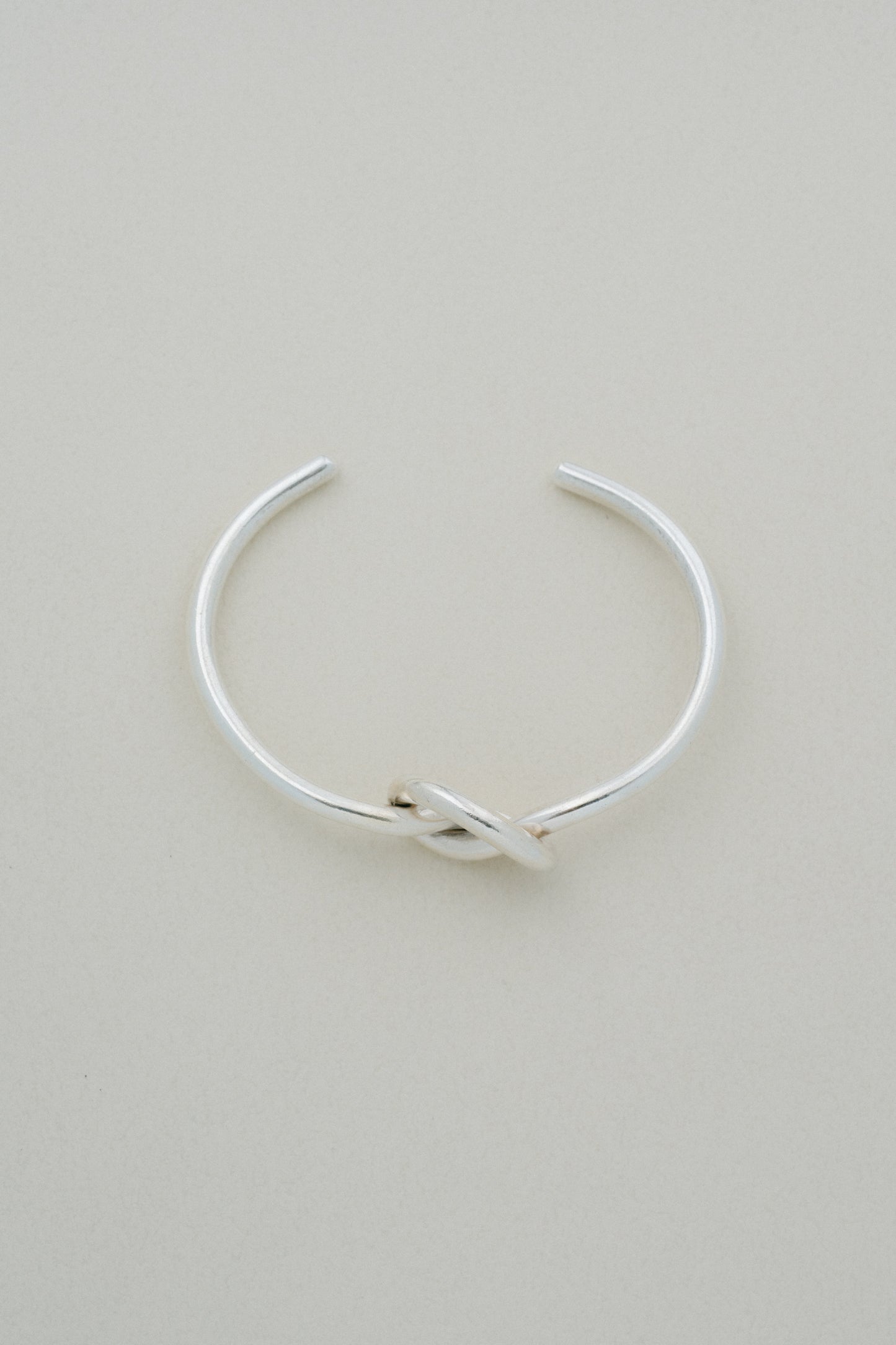 Georg Jensen｜Knot Bangle “A44B” (Denmark)