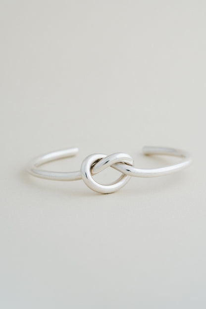 Georg Jensen｜Knot Bangle “A44B” (Denmark)