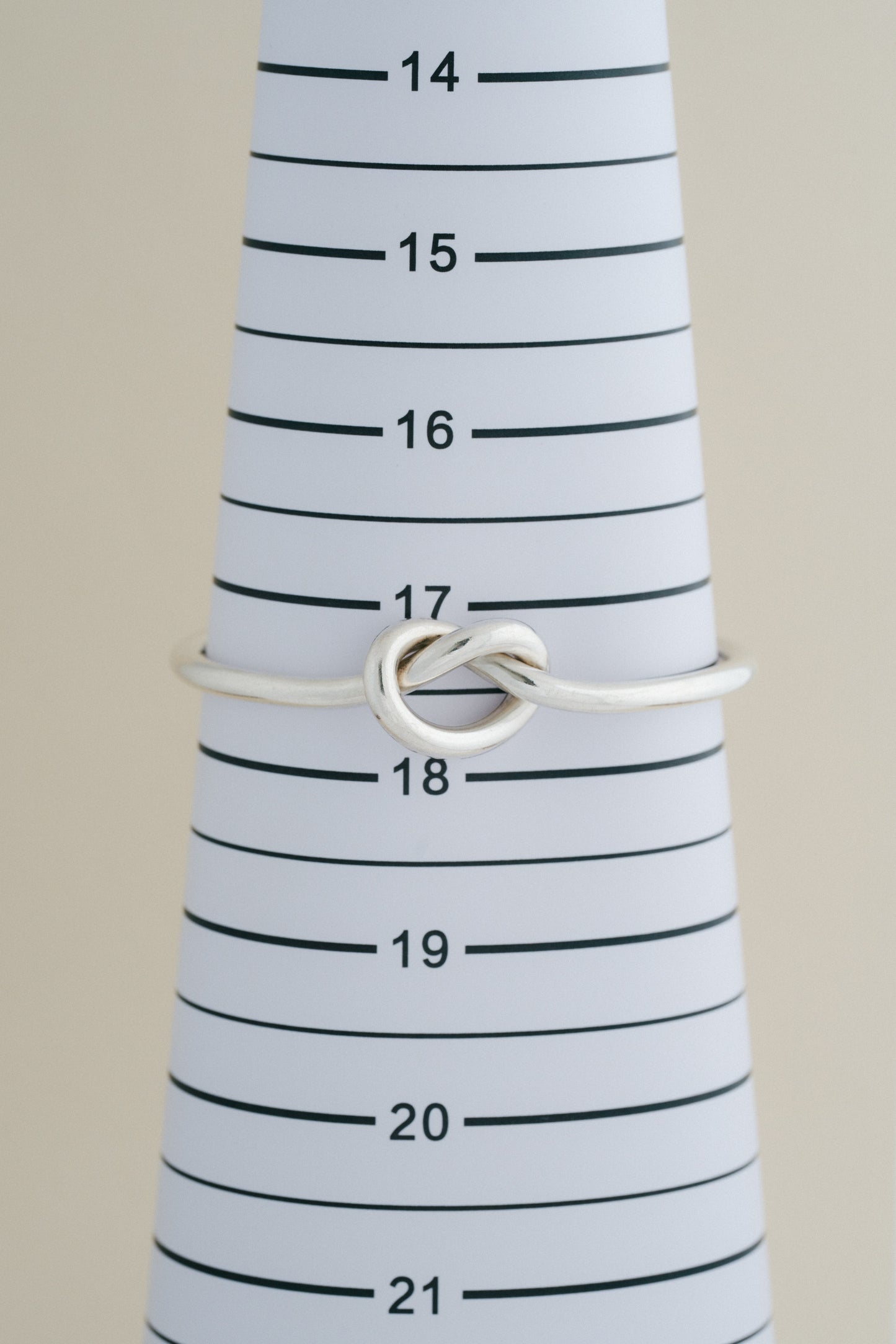 Georg Jensen｜Knot Bangle “A44B” (Denmark)