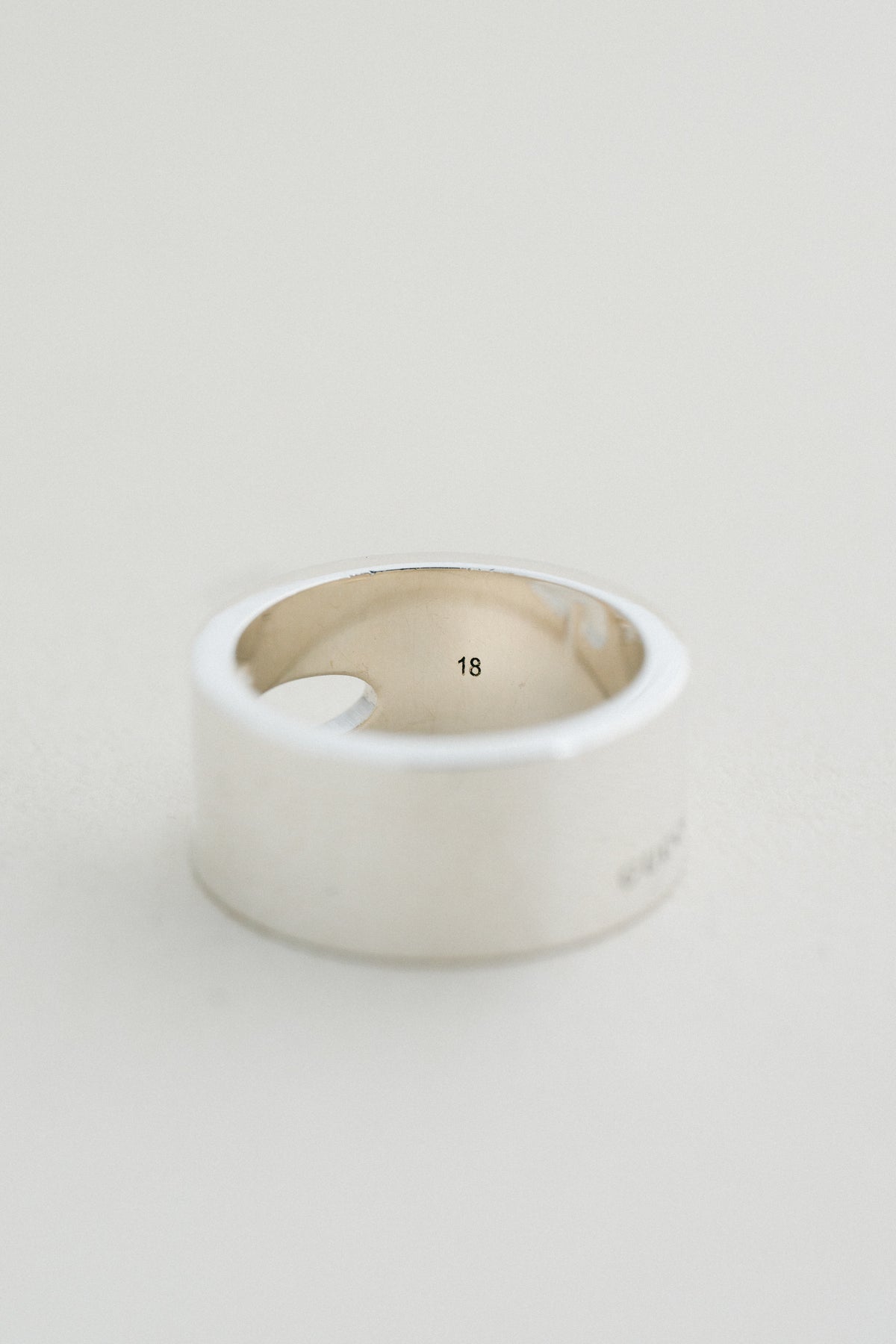 GUCCI｜G Motif Wide Ring