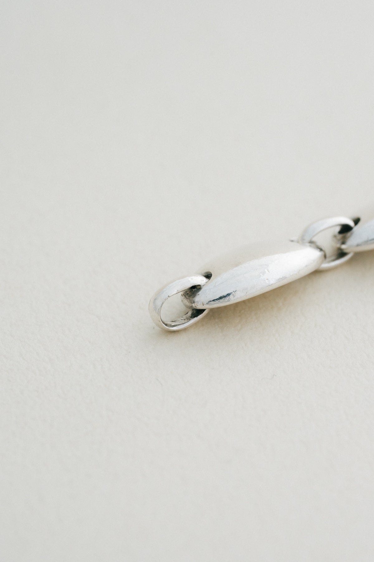 TIFFANY & Co.｜Pebble Link Bracelet (Italy)