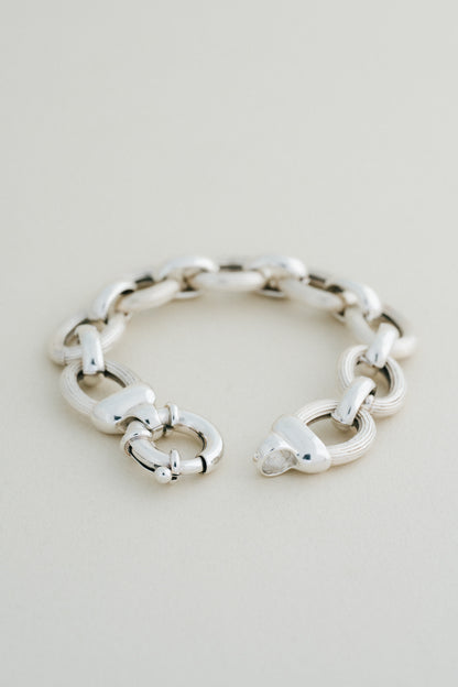 Grooved Oval Link Silver Bracelet (UK)