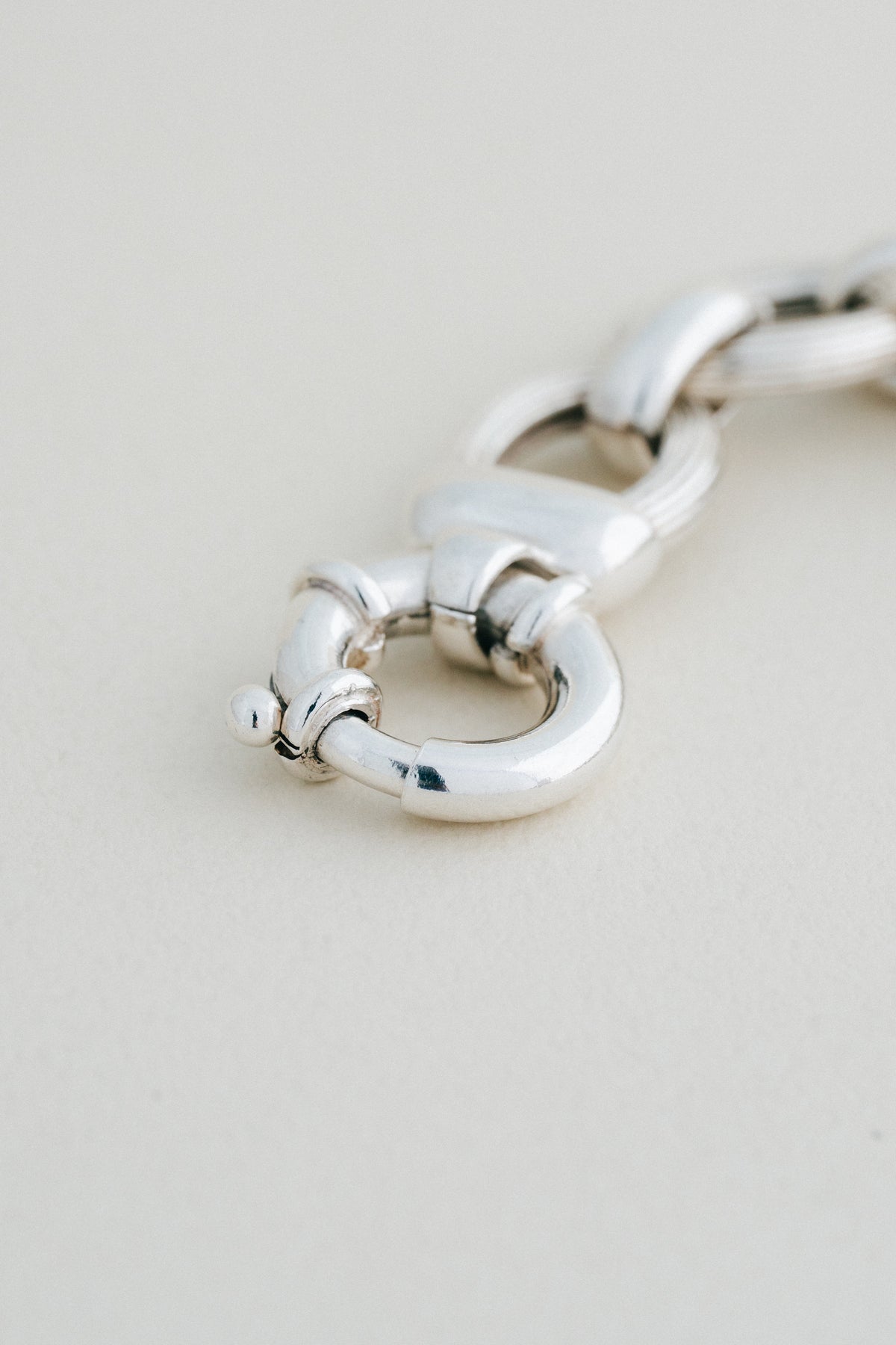 Grooved Oval Link Silver Bracelet (UK)