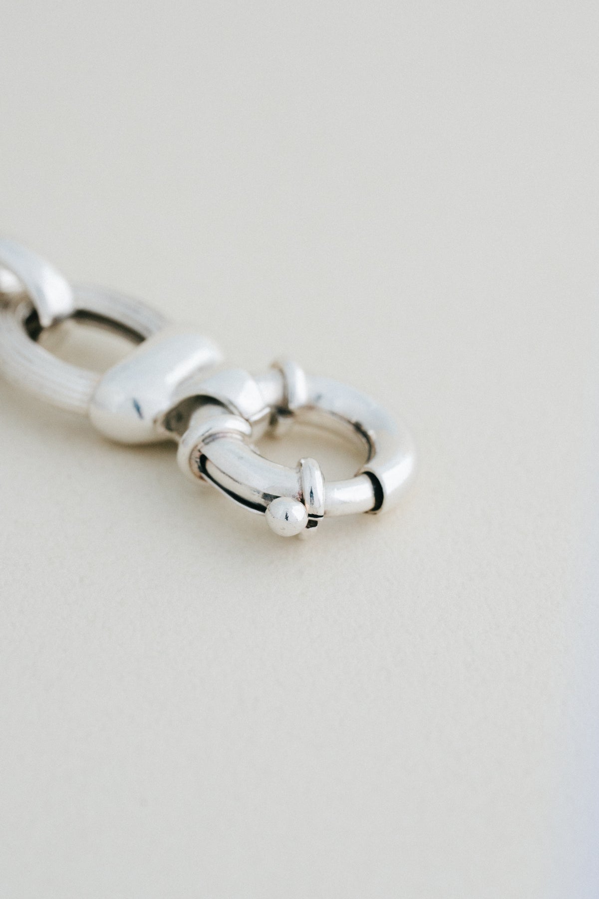 Grooved Oval Link Silver Bracelet (UK)