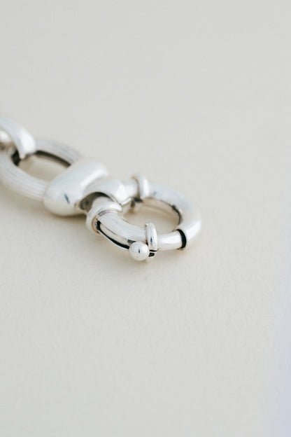 Grooved Oval Link Silver Bracelet (UK)