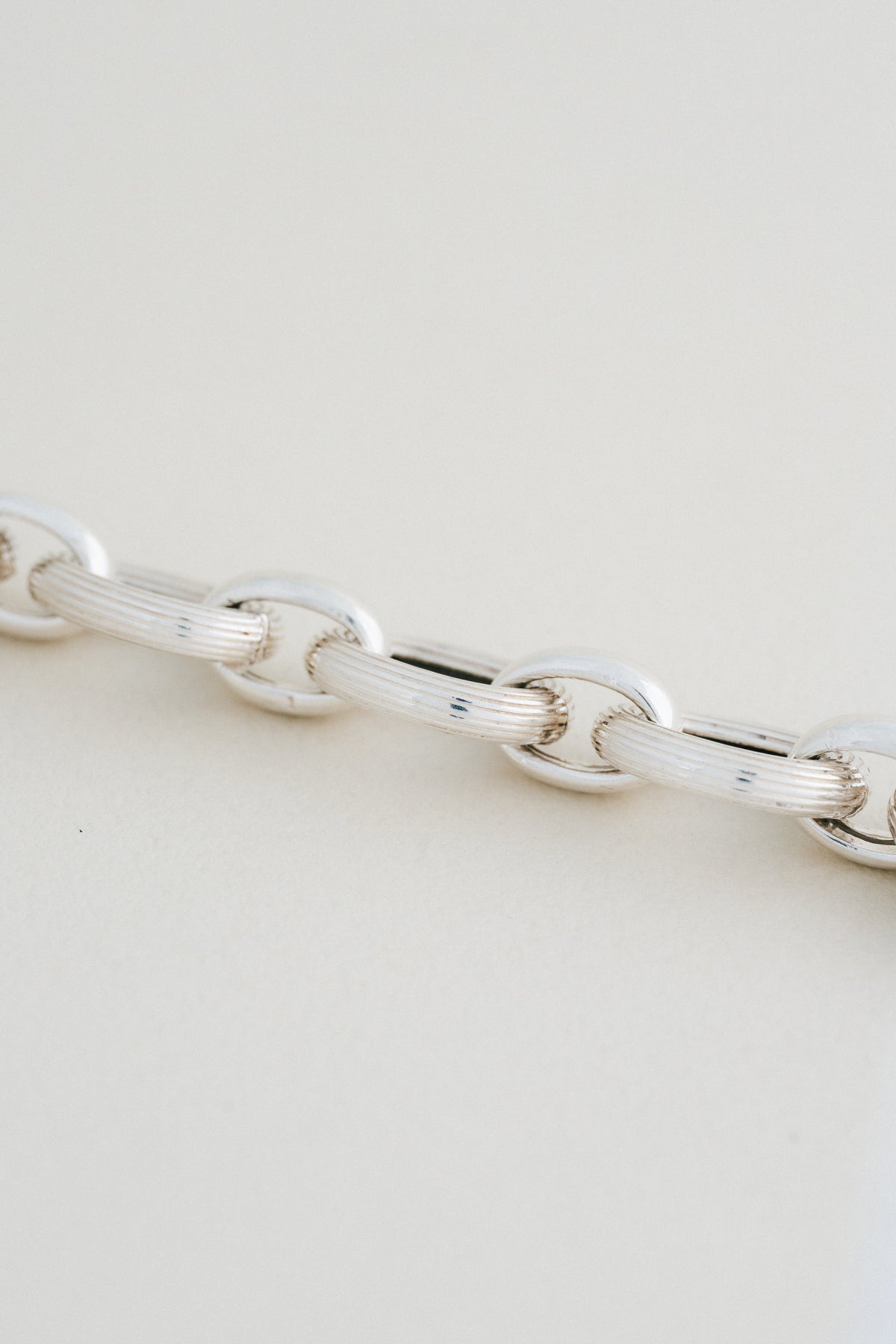 Grooved Oval Link Silver Bracelet (UK)