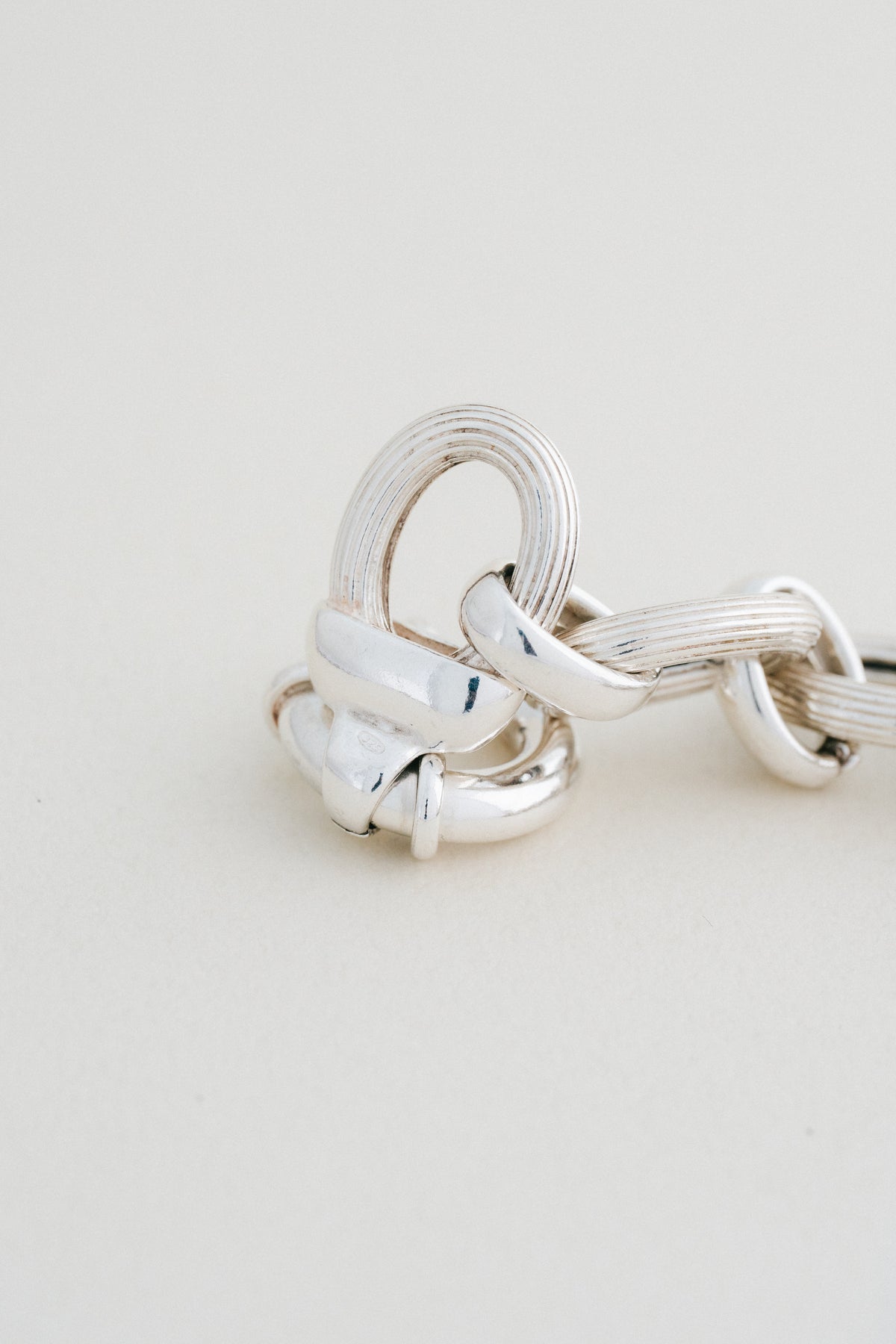 Grooved Oval Link Silver Bracelet (UK)