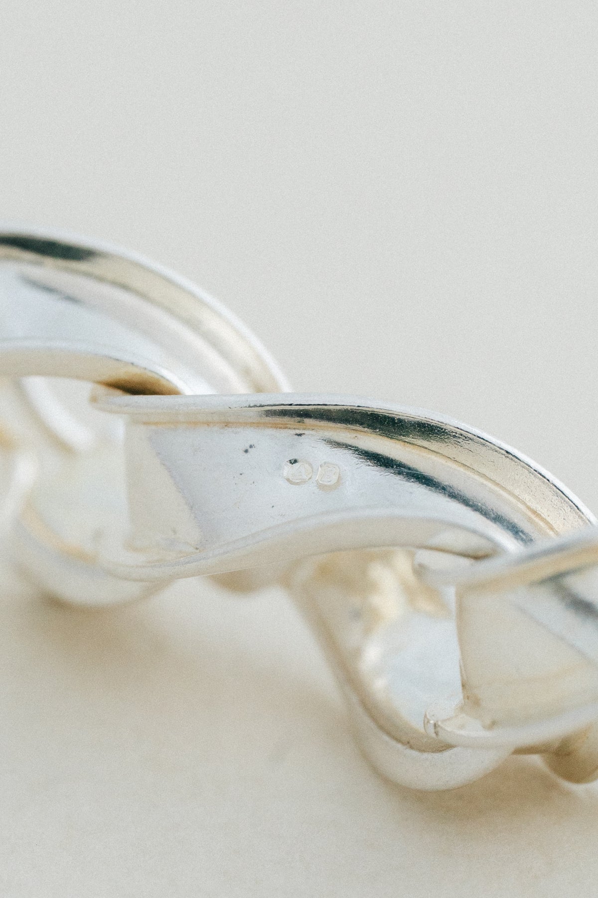 UNOAERRE｜Sculpted Link Silver Bracelet (Italy)