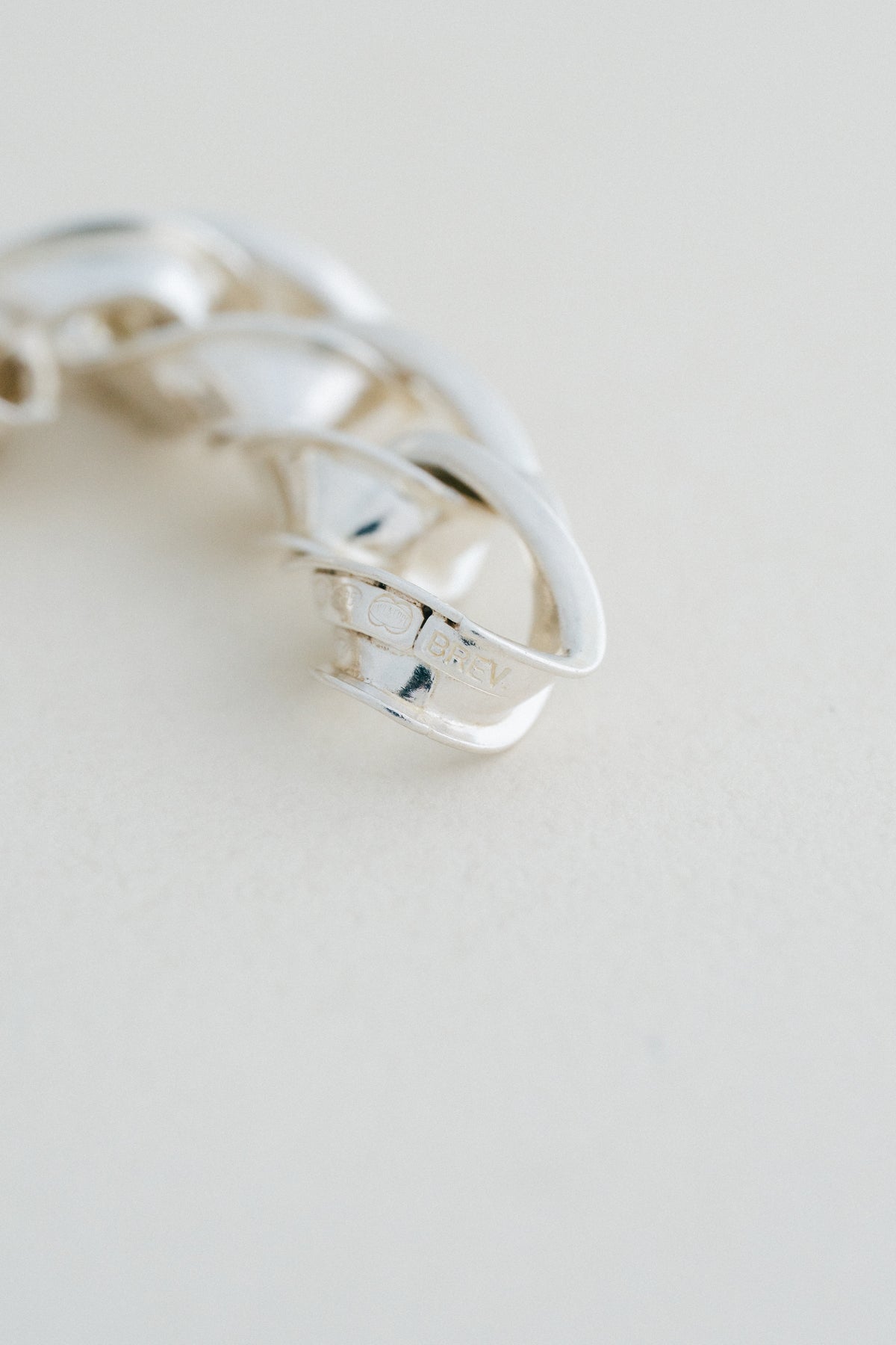 UNOAERRE｜Sculpted Link Silver Bracelet (Italy)