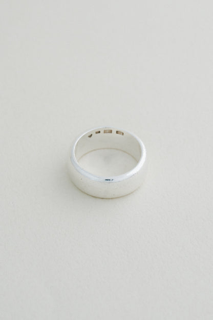Ilmari Puhakka｜Domed Silver Ring (Finland)