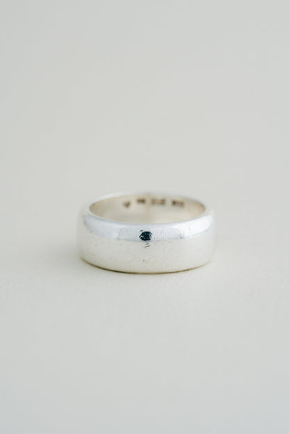 Ilmari Puhakka｜Domed Silver Ring (Finland)