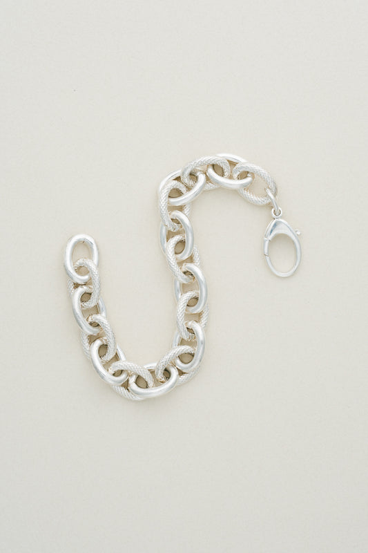ARMBRUST｜Textured Oval Link Bracelet (USA)