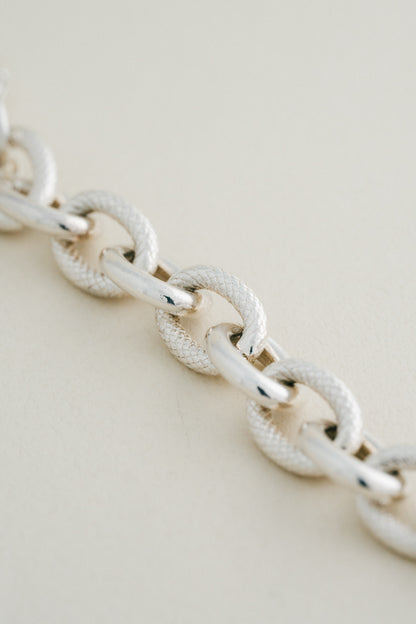 ARMBRUST｜Textured Oval Link Bracelet (USA)