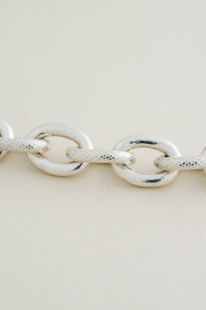 ARMBRUST｜Textured Oval Link Bracelet (USA)