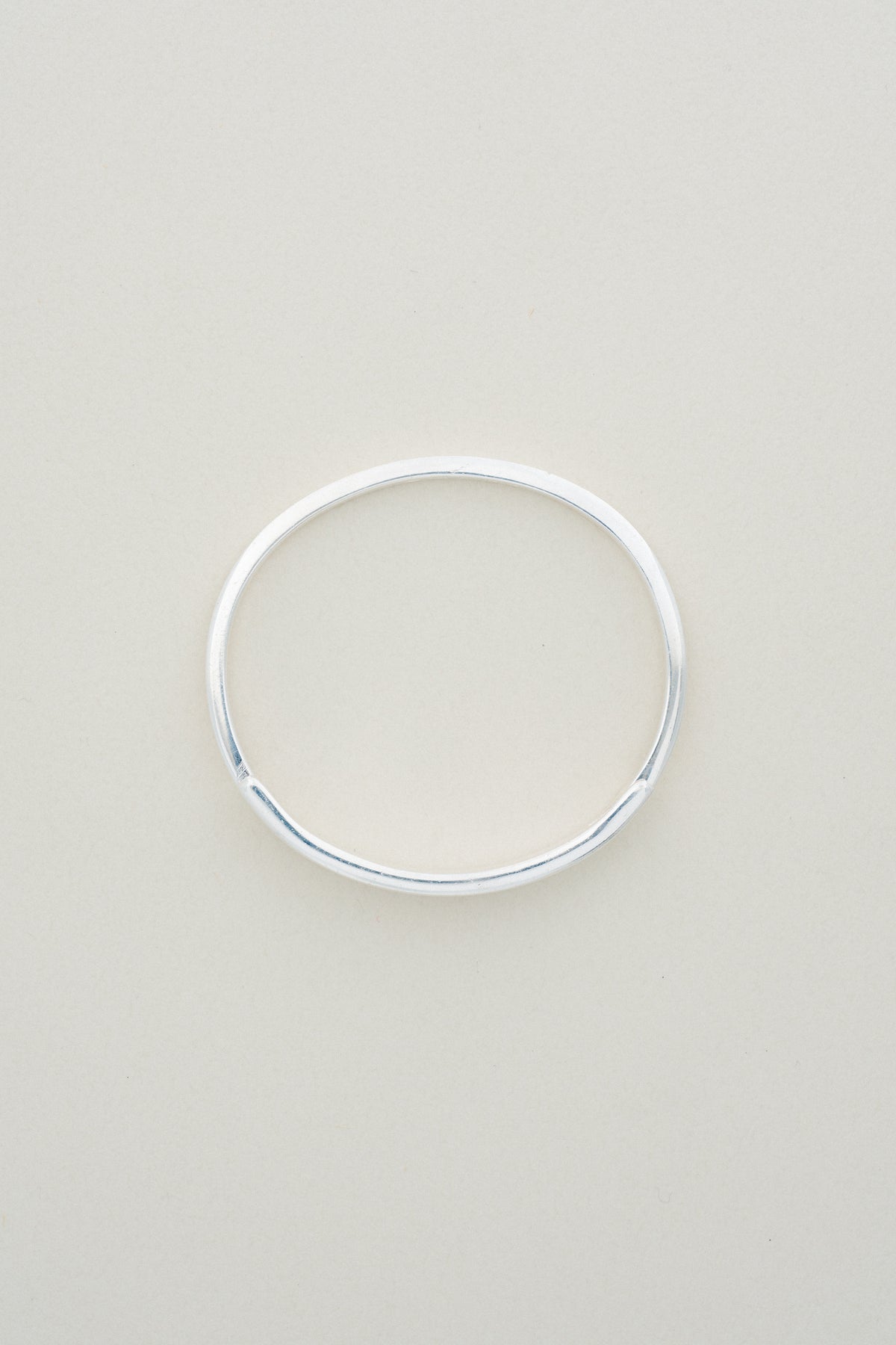 GUCCI｜Plate Bangle (Italy)