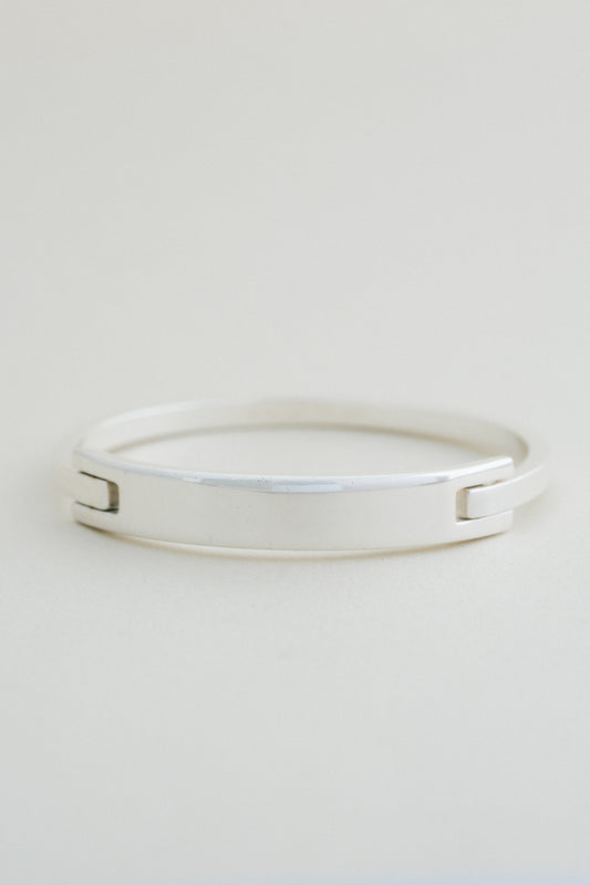GUCCI｜Plate Bangle (Italy)