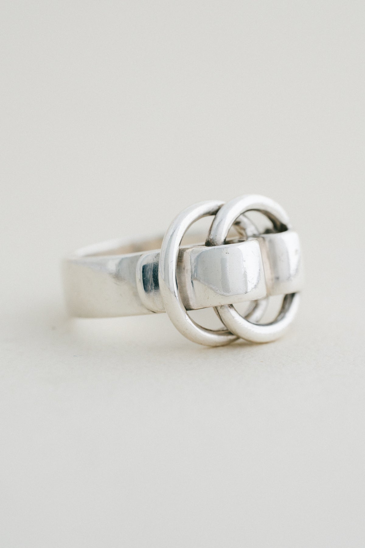 HERMÈS｜Deux Anneaux Ring (France)