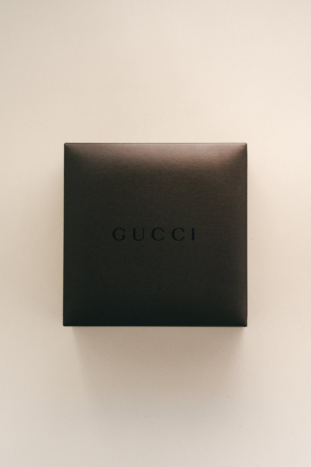GUCCI｜Plate Bangle (Italy)