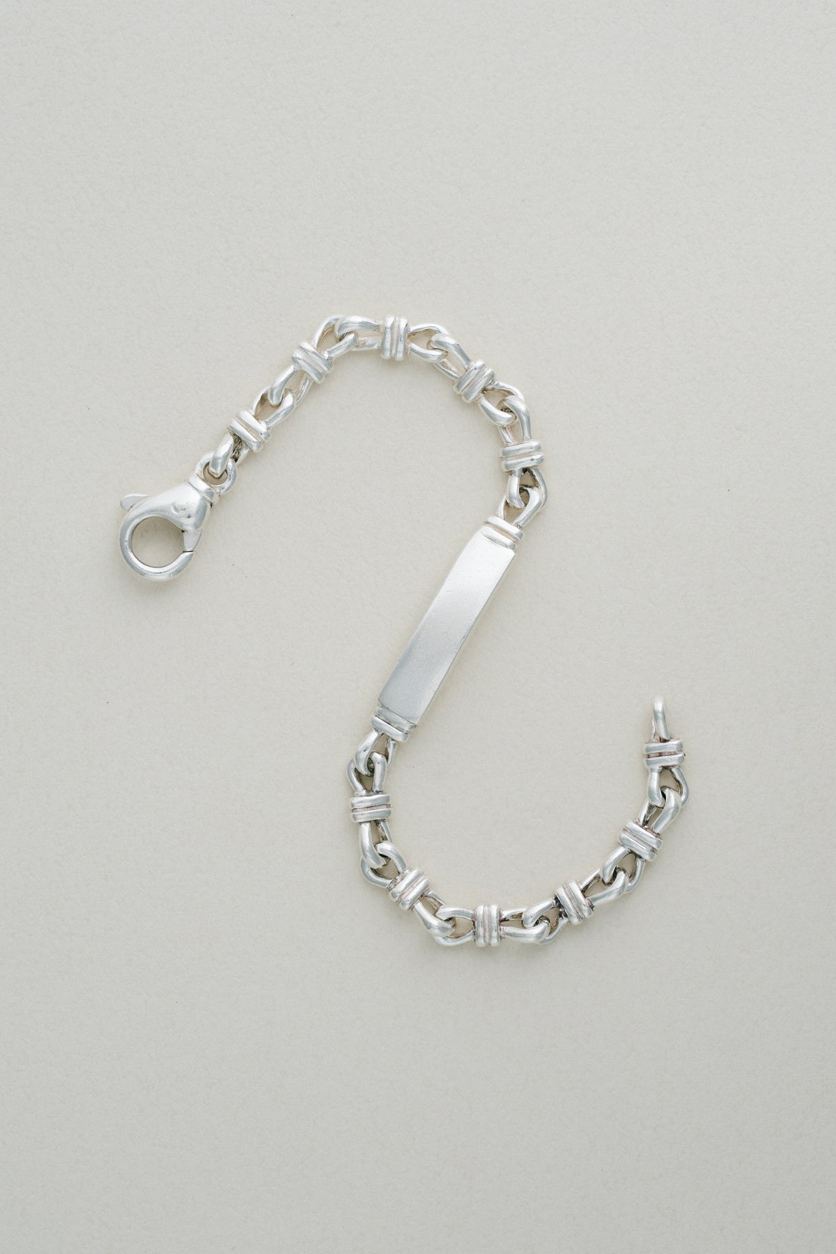 TIFFANY&Co.｜Knot Link ID Bracelet (Italy)