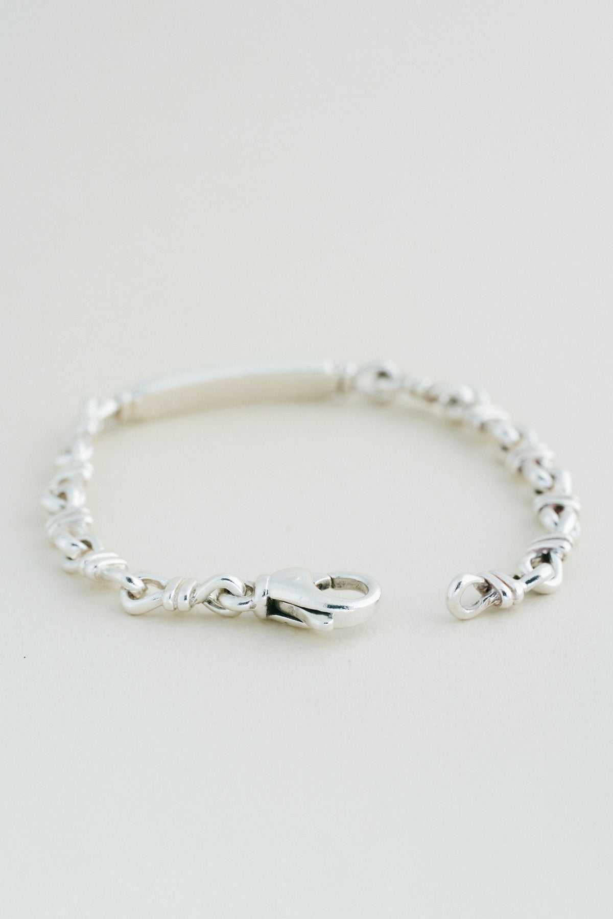 TIFFANY&Co.｜Knot Link ID Bracelet (Italy)