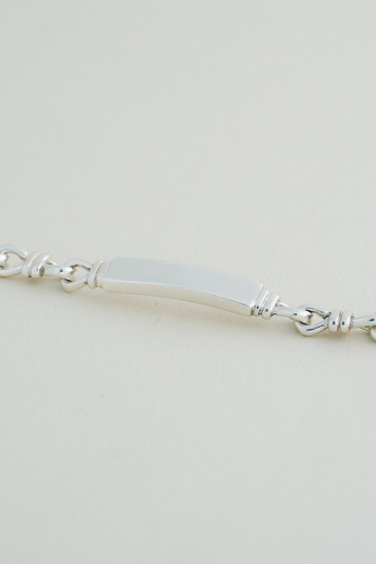 TIFFANY&Co.｜Knot Link ID Bracelet (Italy)
