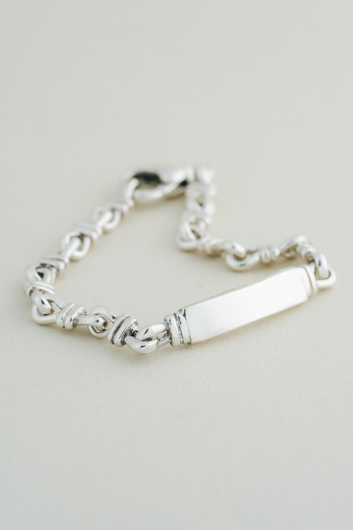 TIFFANY&Co.｜Knot Link ID Bracelet (Italy)