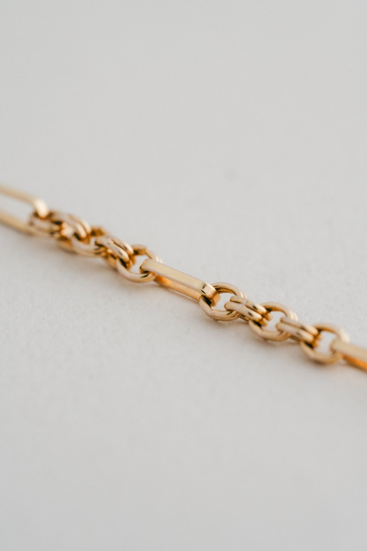 UNOAERRE｜Double Link 9ct Gold Bracelet (Italy)