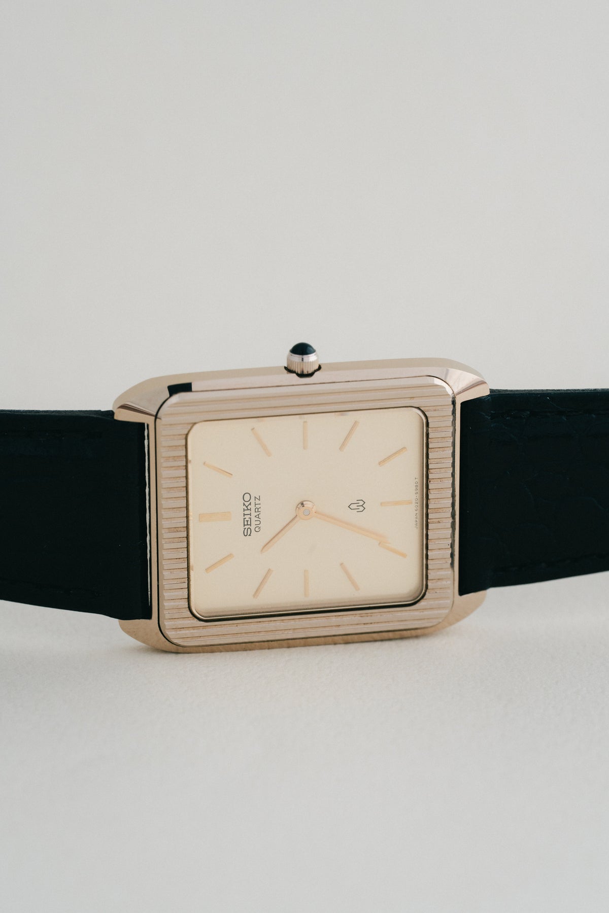 SEIKO｜Dolce 6020-5700