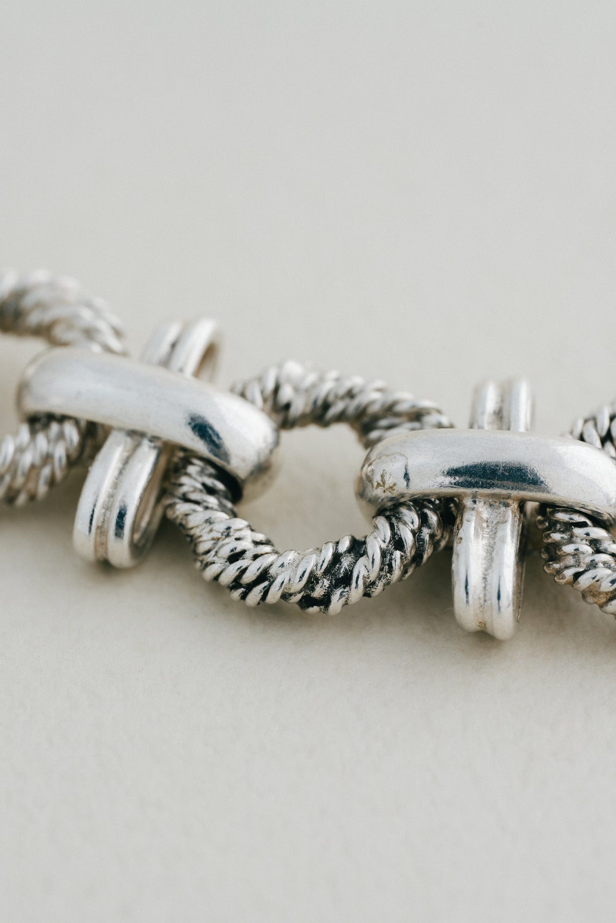 Twisted Circle Link Bracelet (Mexico)