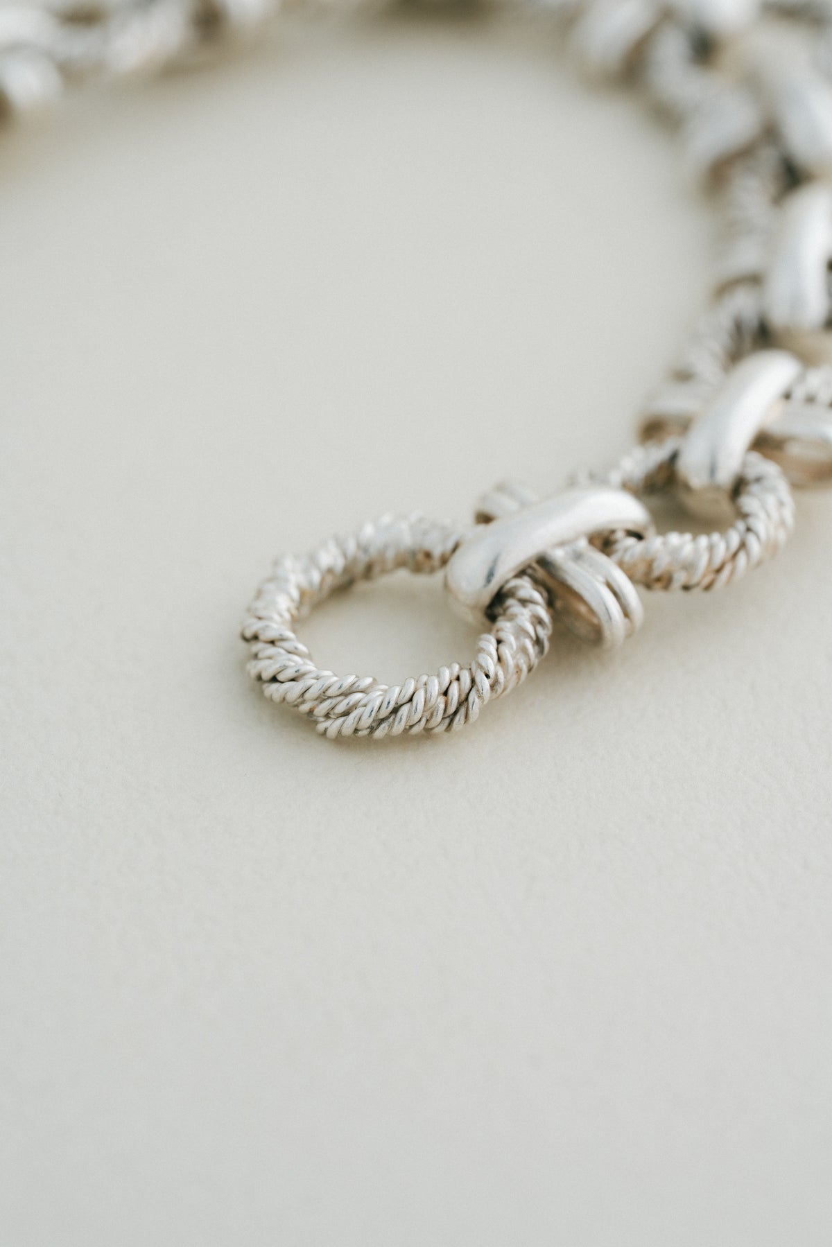Twisted Circle Link Bracelet (Mexico)