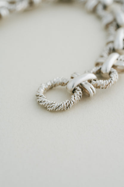 Twisted Circle Link Bracelet (Mexico)