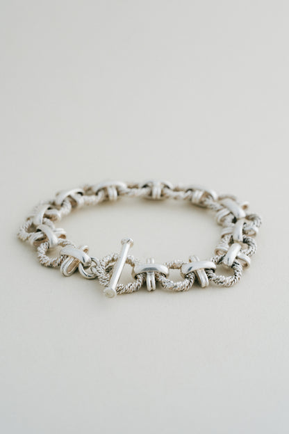 Twisted Circle Link Bracelet (Mexico)