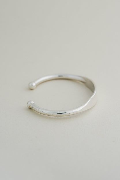 Tapered Bangle (France)
