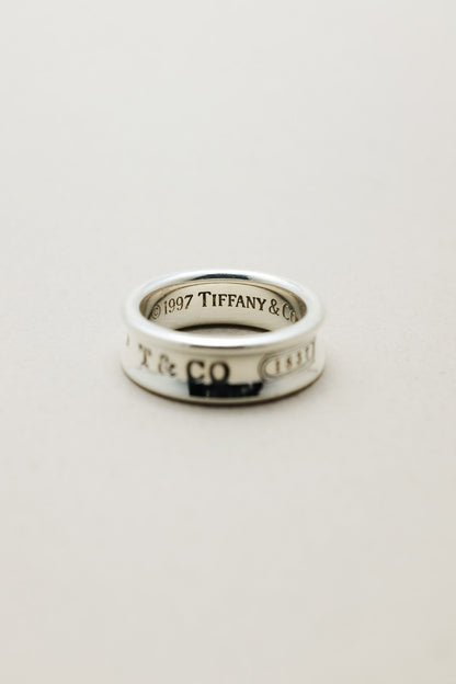 Tiffany & Co.｜1837 Ring