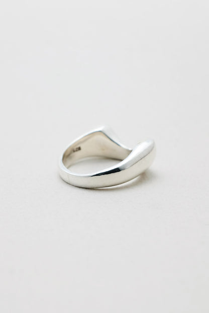 Curved Band Ring