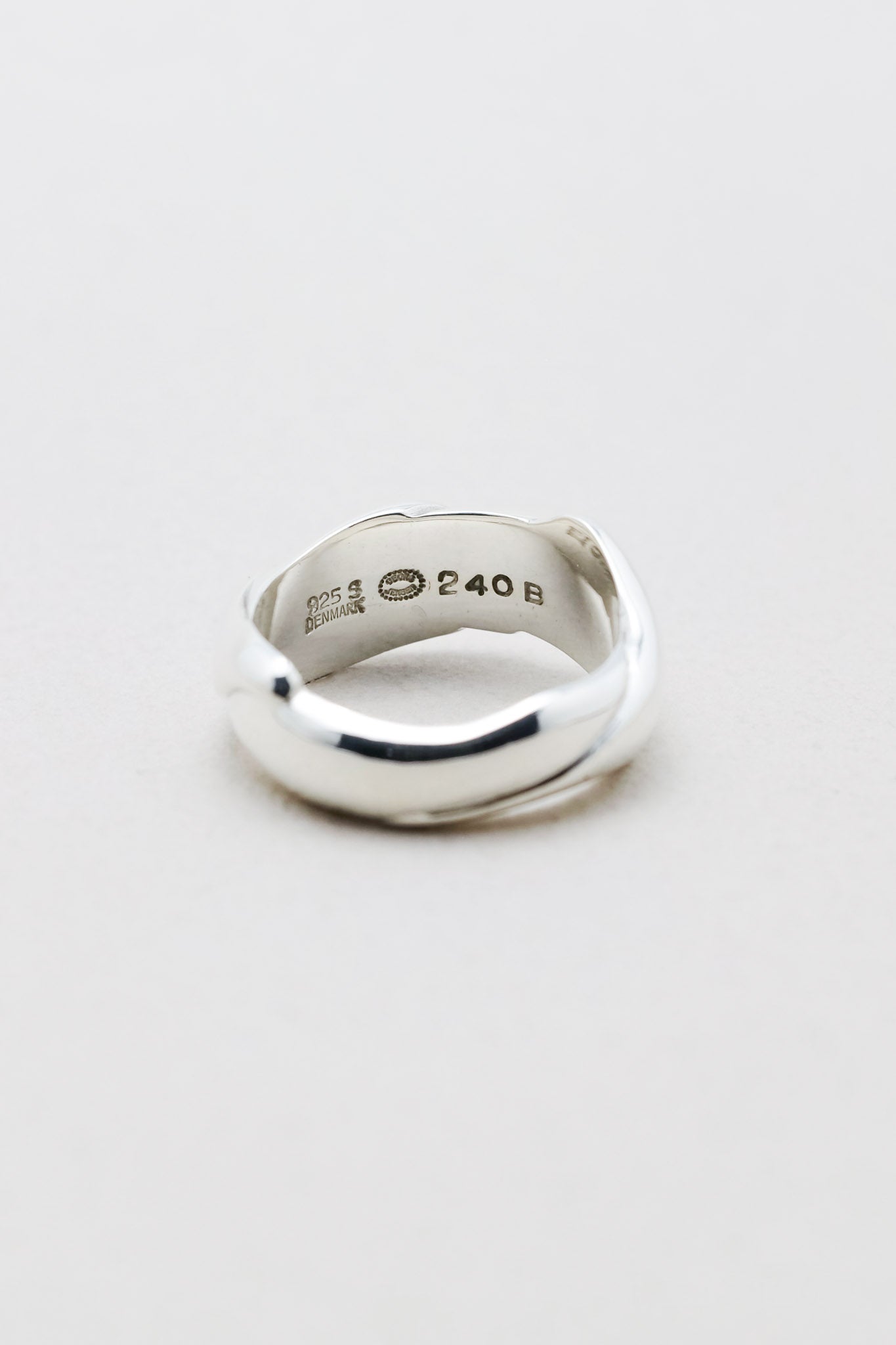 Georg Jensen｜Curve Ring "240B" (Denmark)